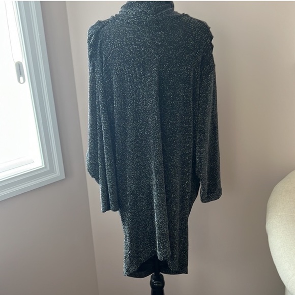 Glitter top - Picture 2 of 2